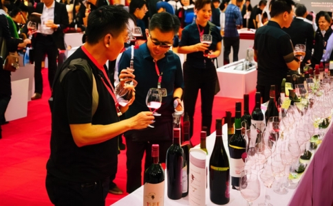 重慶進口紅酒批發市場 引進法國羅納河谷葡萄酒